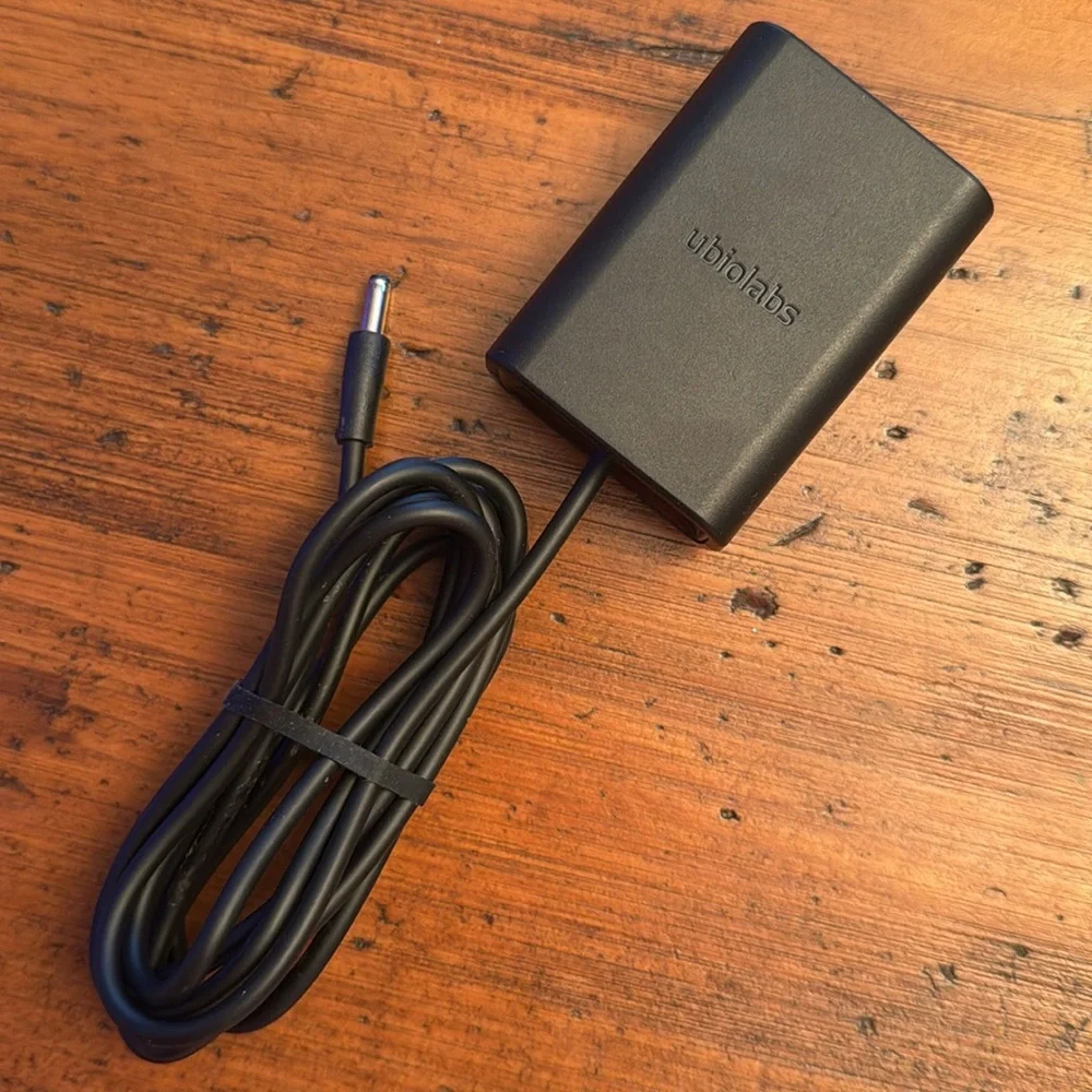 Ubio Labs Wireless High-Speed Cell Phone Charging Pad